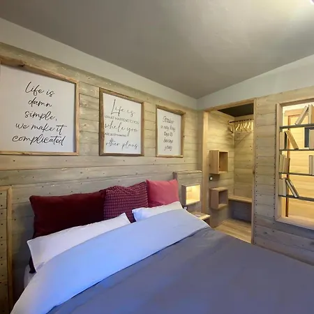 Apartment Wid House For Groups